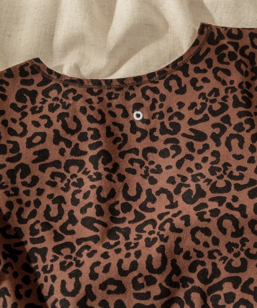leopard-long-sleeve-top-organic-cotton-sustainable-clothes