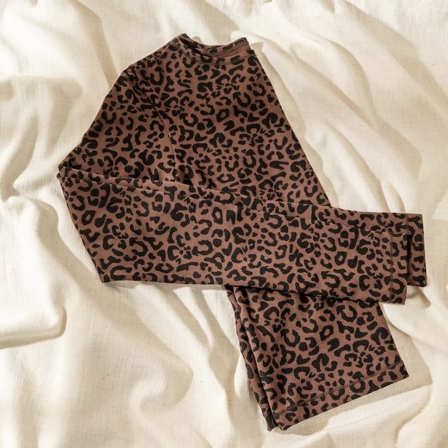 leopard-long-sleeve-top-organic-cotton-sustainable-clothes